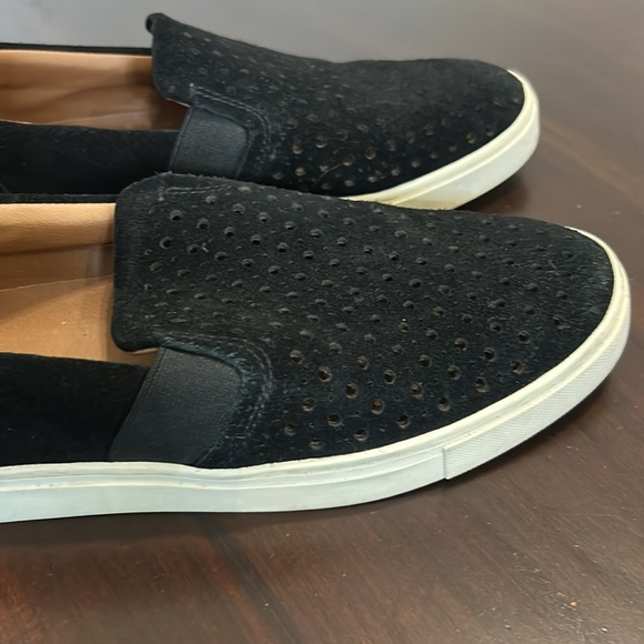 Frye and Co Peggy Perforated Black Suede Slip On Loafers Flats Women’s 8 Shoes - Picture 5 of 17